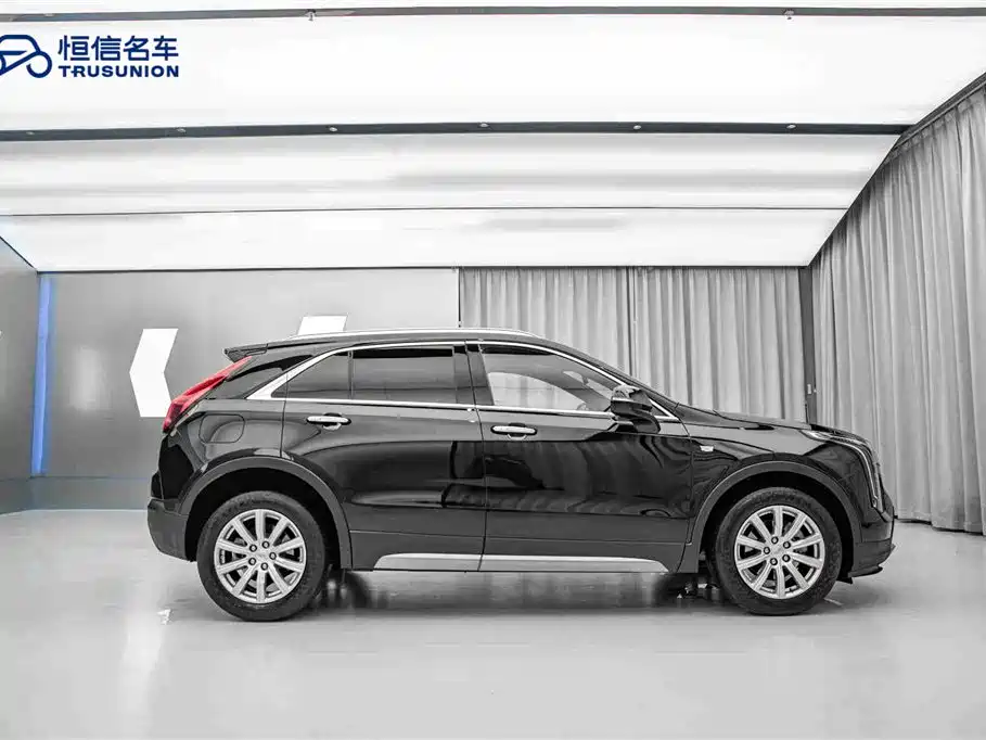 Cadillac XT4 2021