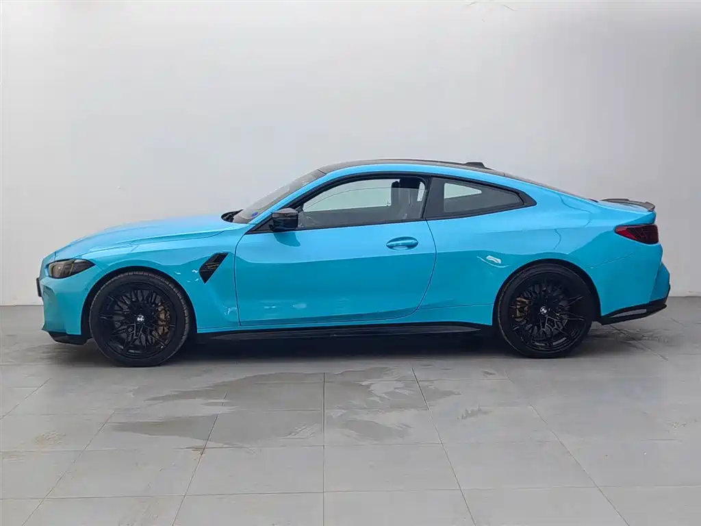 BMW M4 2024