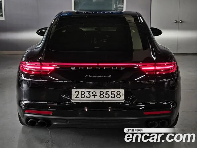 Porsche Panamera 2020