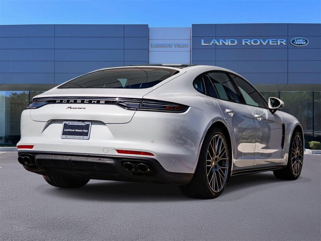 Porsche Panamera 2023