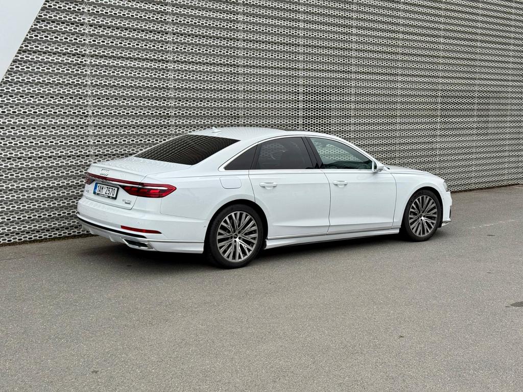 Audi A8 2021