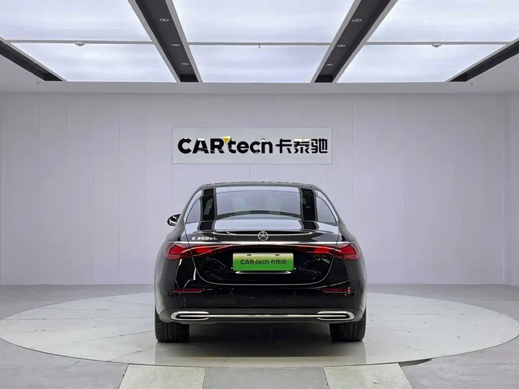 Mercedes-Benz E-Класс 2025