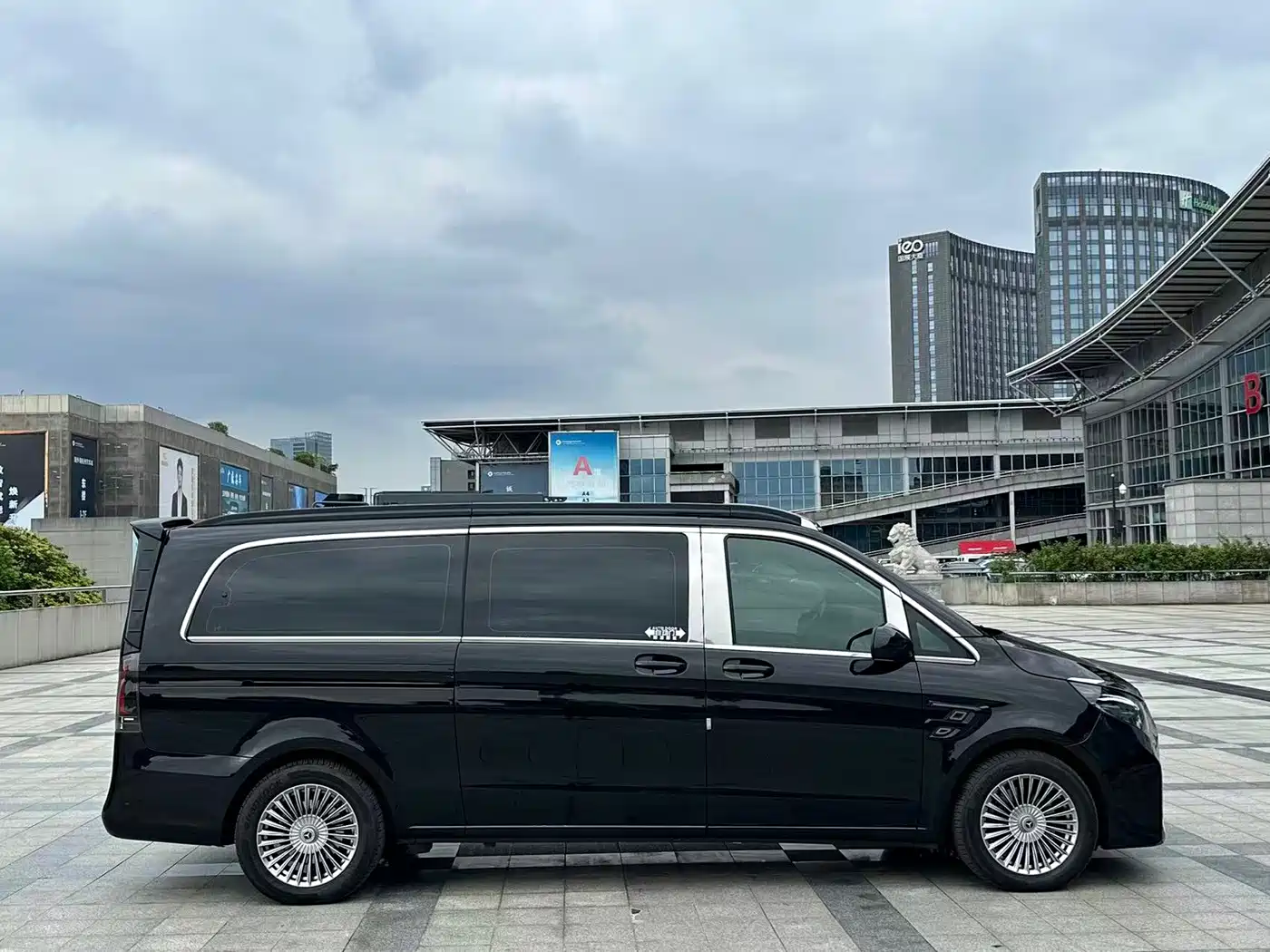 Mercedes-Benz Vito 2024