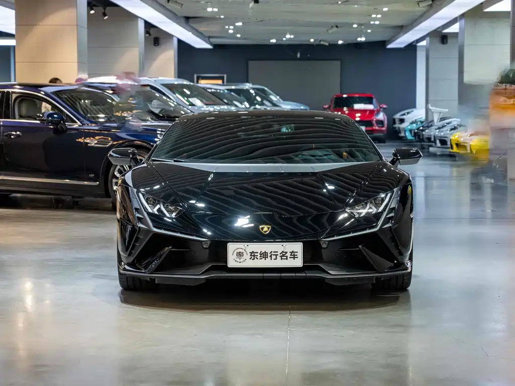 Lamborghini Huracán 2025