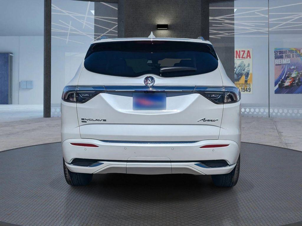 Buick Enclave 2023
