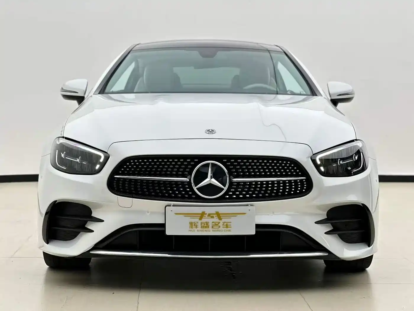 Mercedes-Benz E-Класс 2023