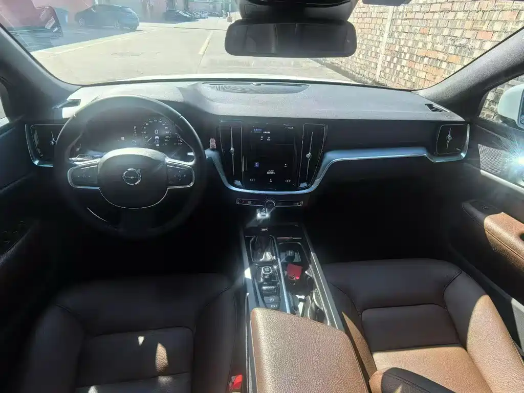 Volvo S60 2021