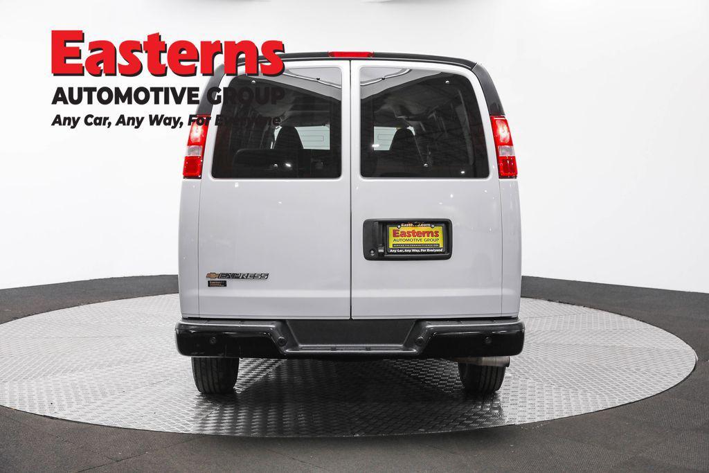 Chevrolet Express 2023