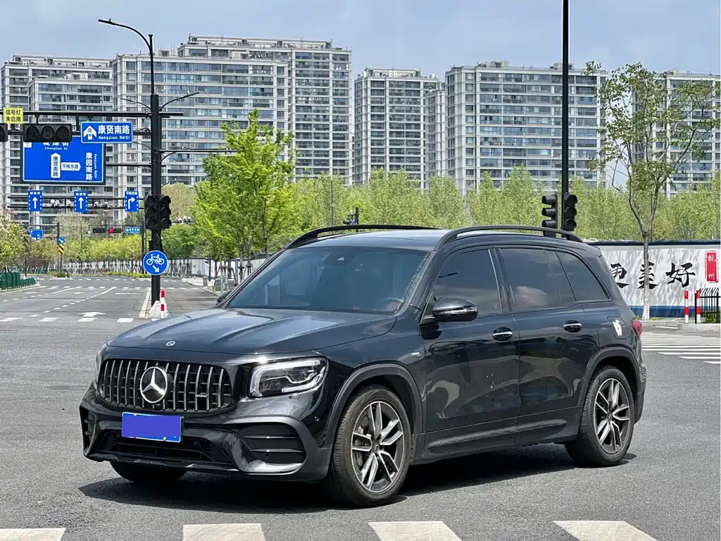 Mercedes-Benz GLB AMG 2023