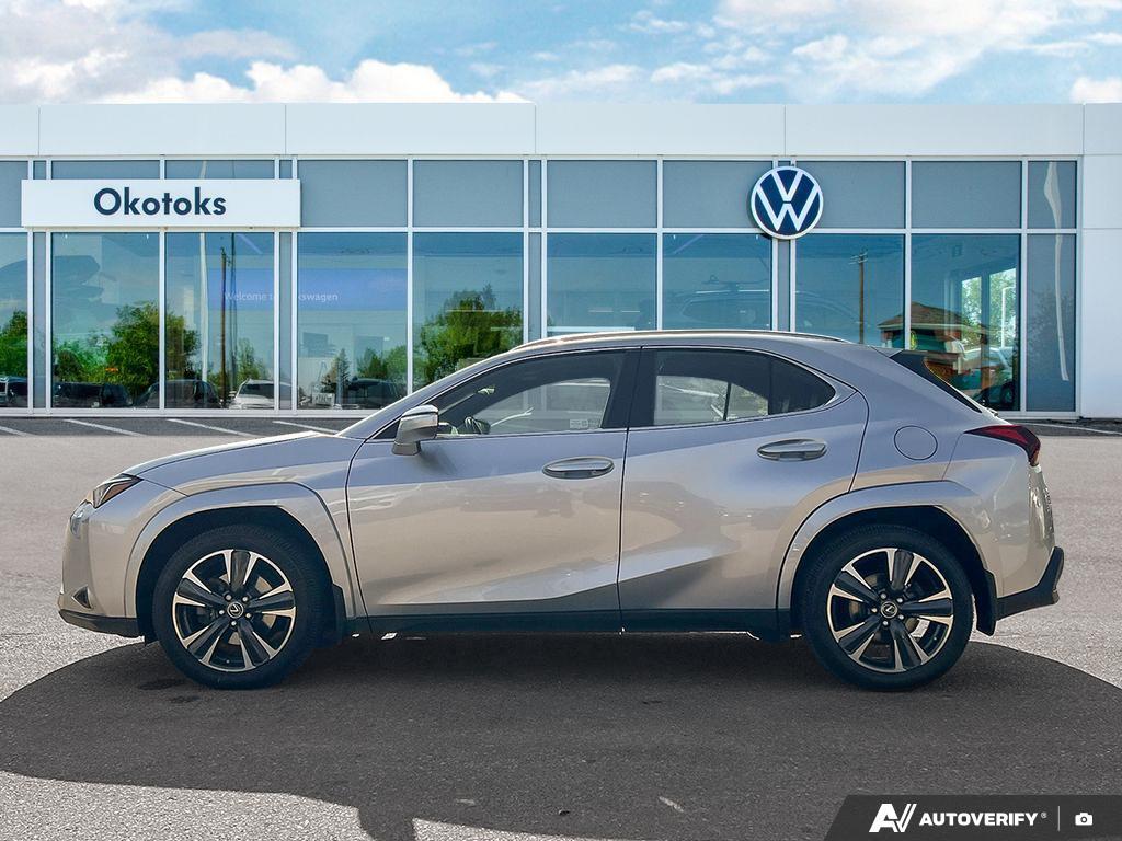 Lexus UX 2024