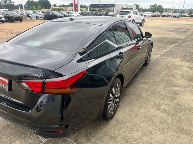 Nissan Altima 2024