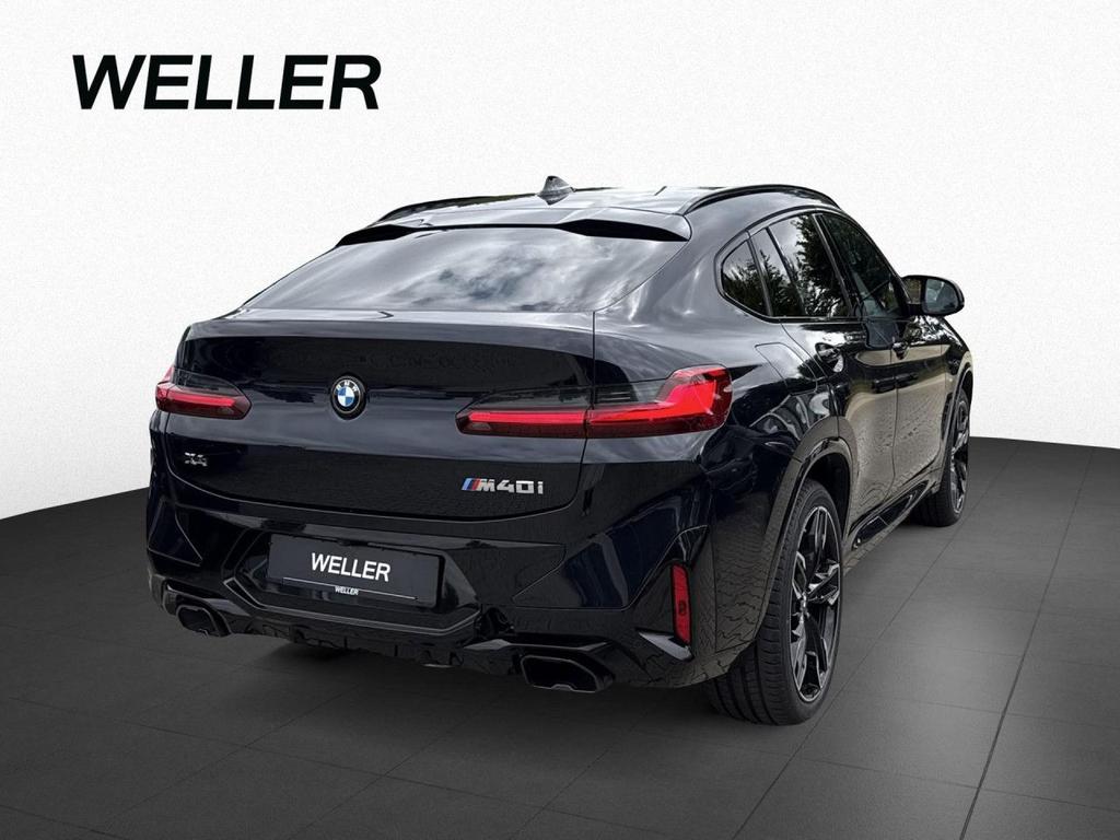 BMW X4 M40 2025