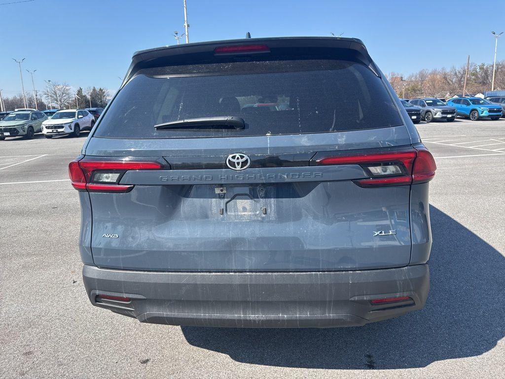 Toyota Grand Highlander 2025