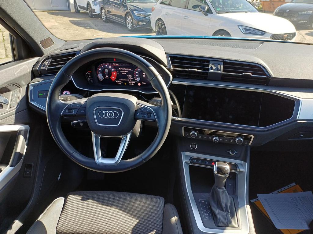 Audi Q3 2021