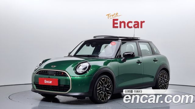 Mini COOPER 2024