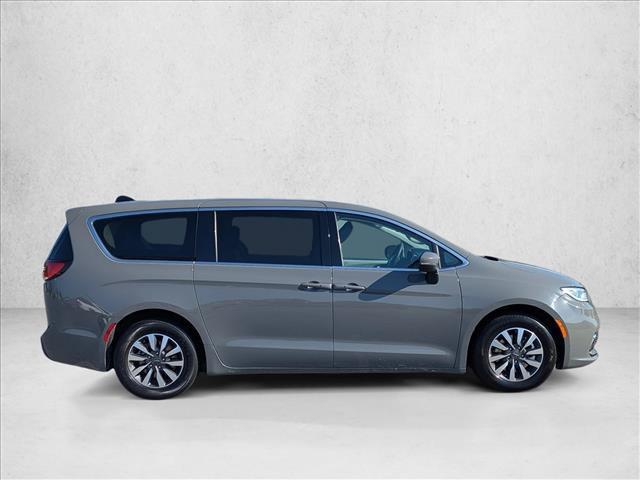 Chrysler Pacifica 2023