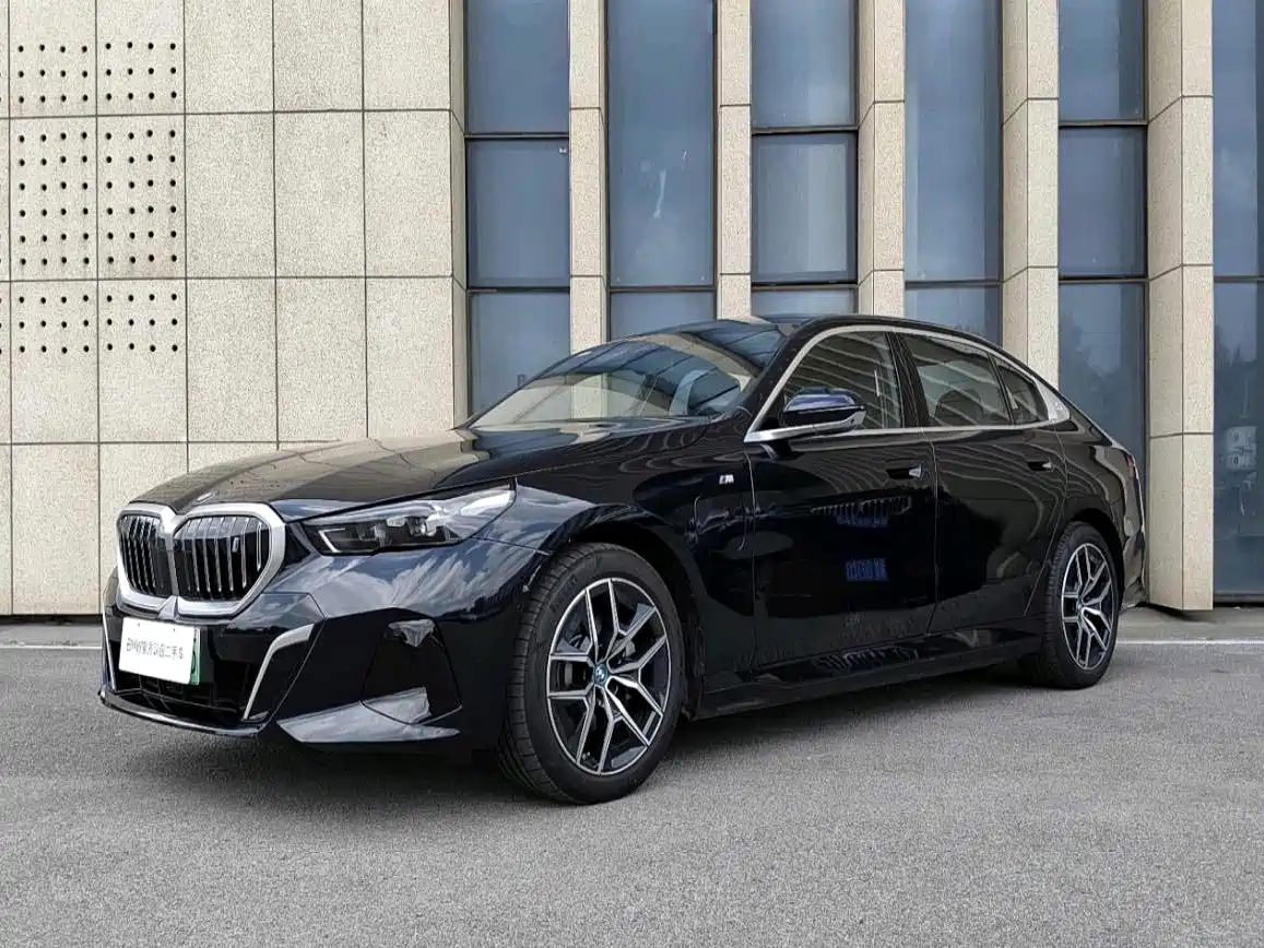 BMW i5 2024