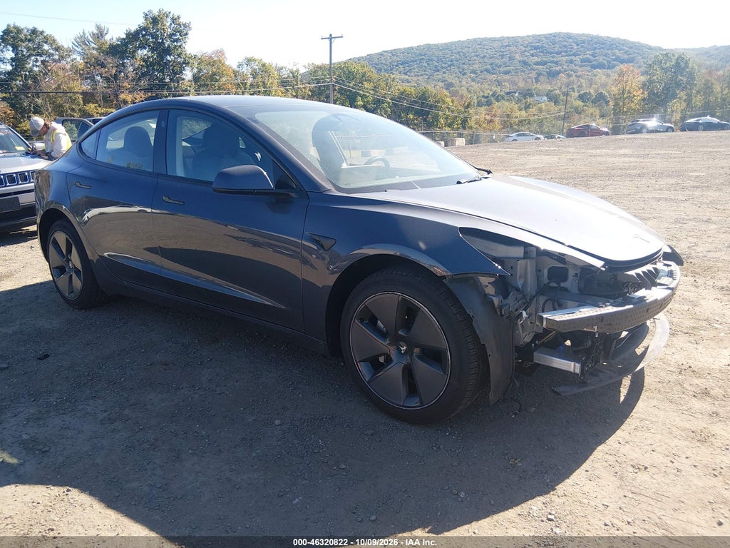 Tesla Model 3 2023