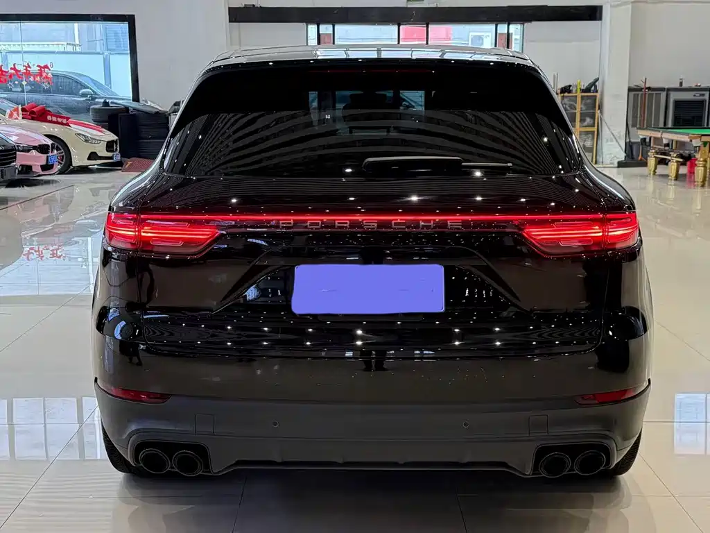 Porsche Cayenne 2023