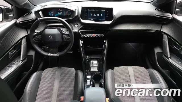 Peugeot 208 2022