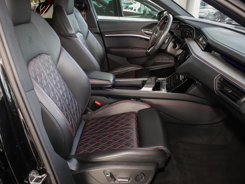 Audi Q8 2023