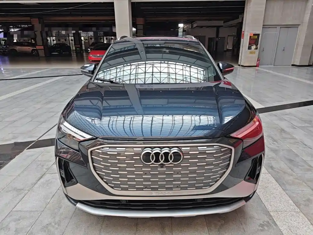Audi Q4 e-tron 2023