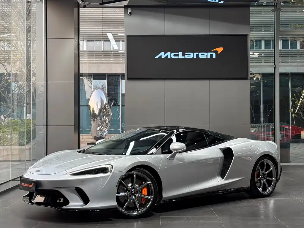 McLaren GT 2021