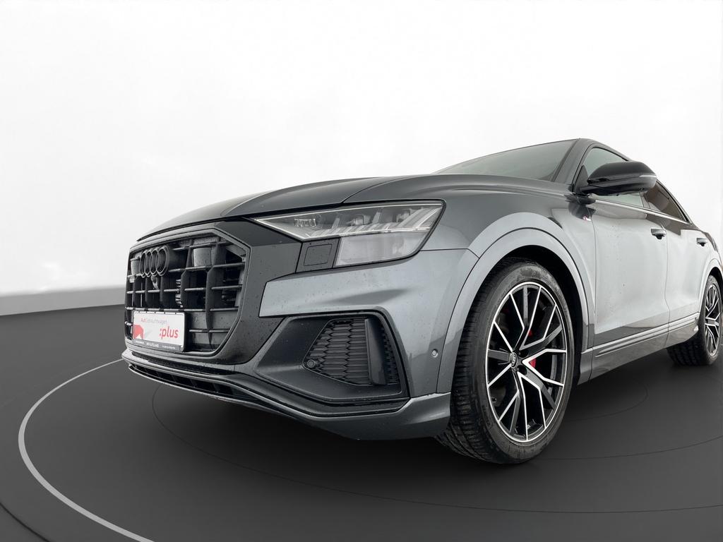 Audi Q8 2021