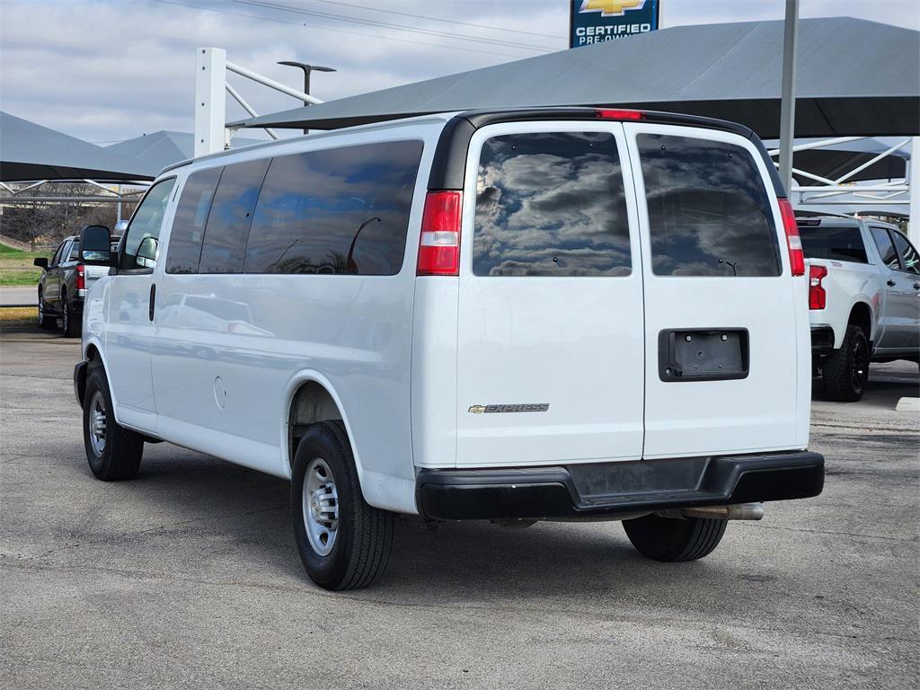 Chevrolet Express 2025