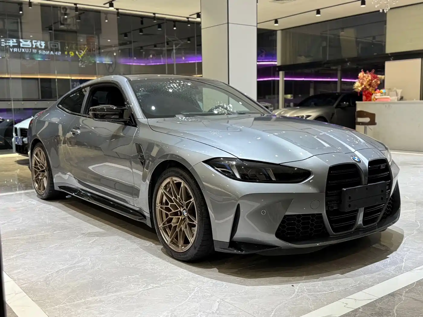 BMW M4 2025