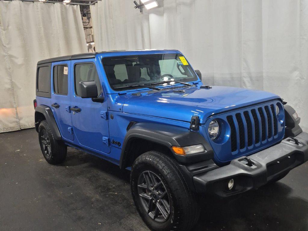 Jeep Wrangler 2024