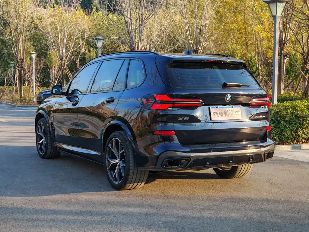 BMW X5 2024