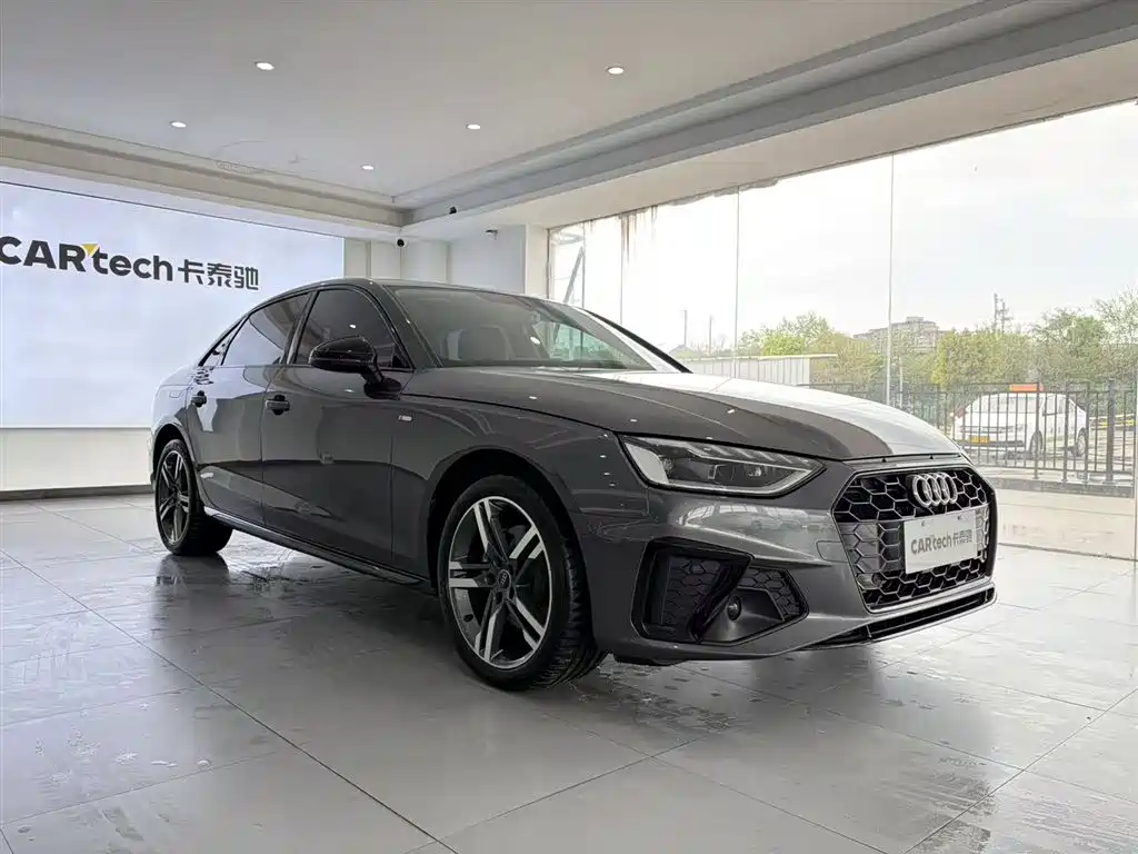 Audi A4 2022