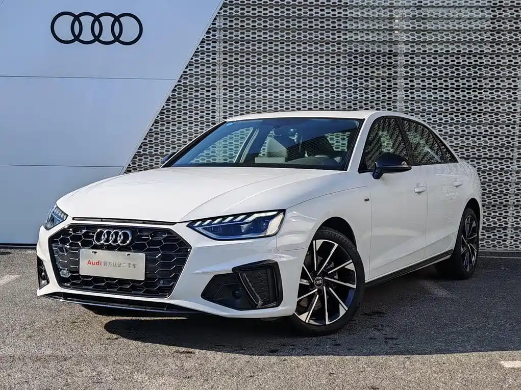 Audi A4 2023