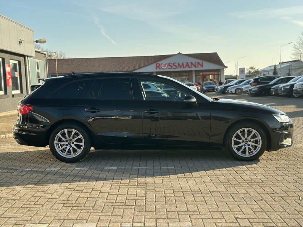 Audi A4 2022