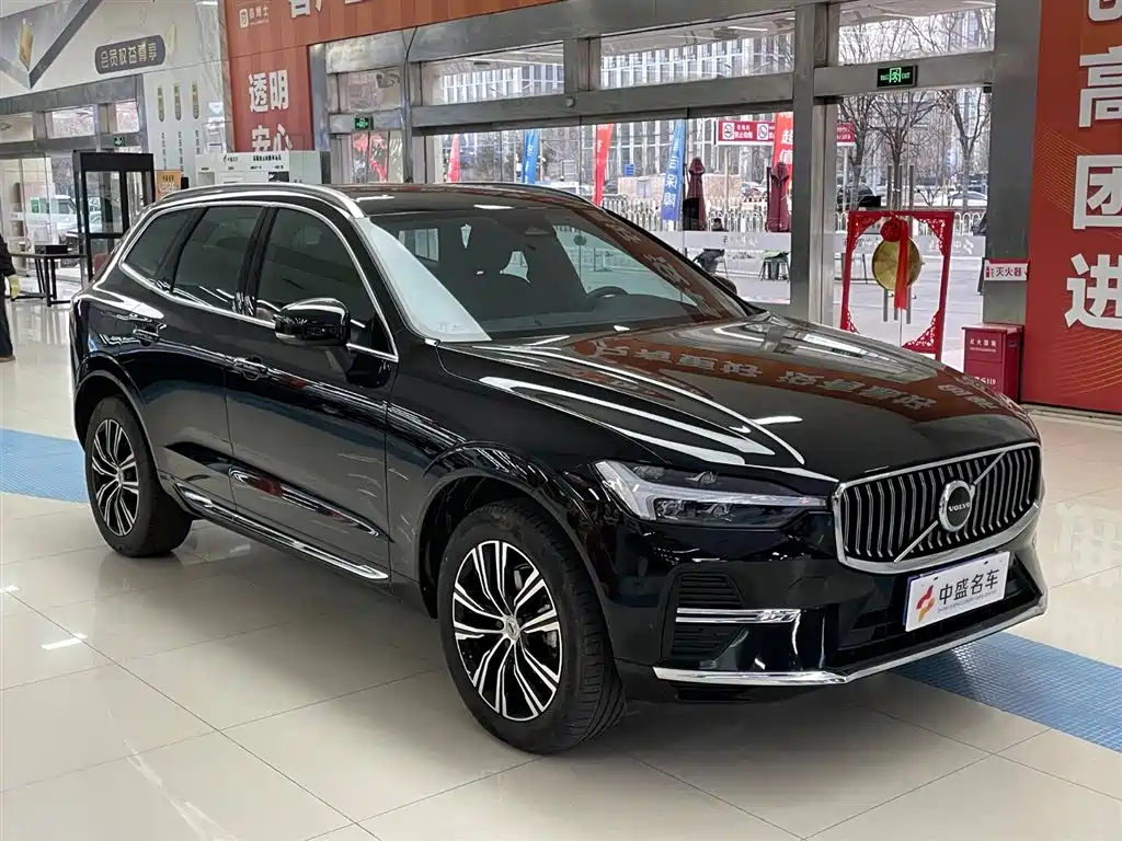 Volvo XC60 2022