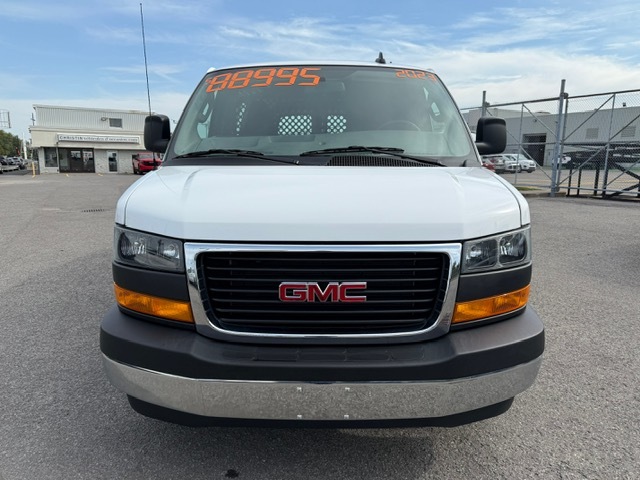 GMC Savana 2023