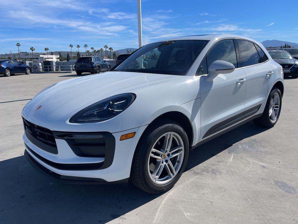 Porsche Macan 2024