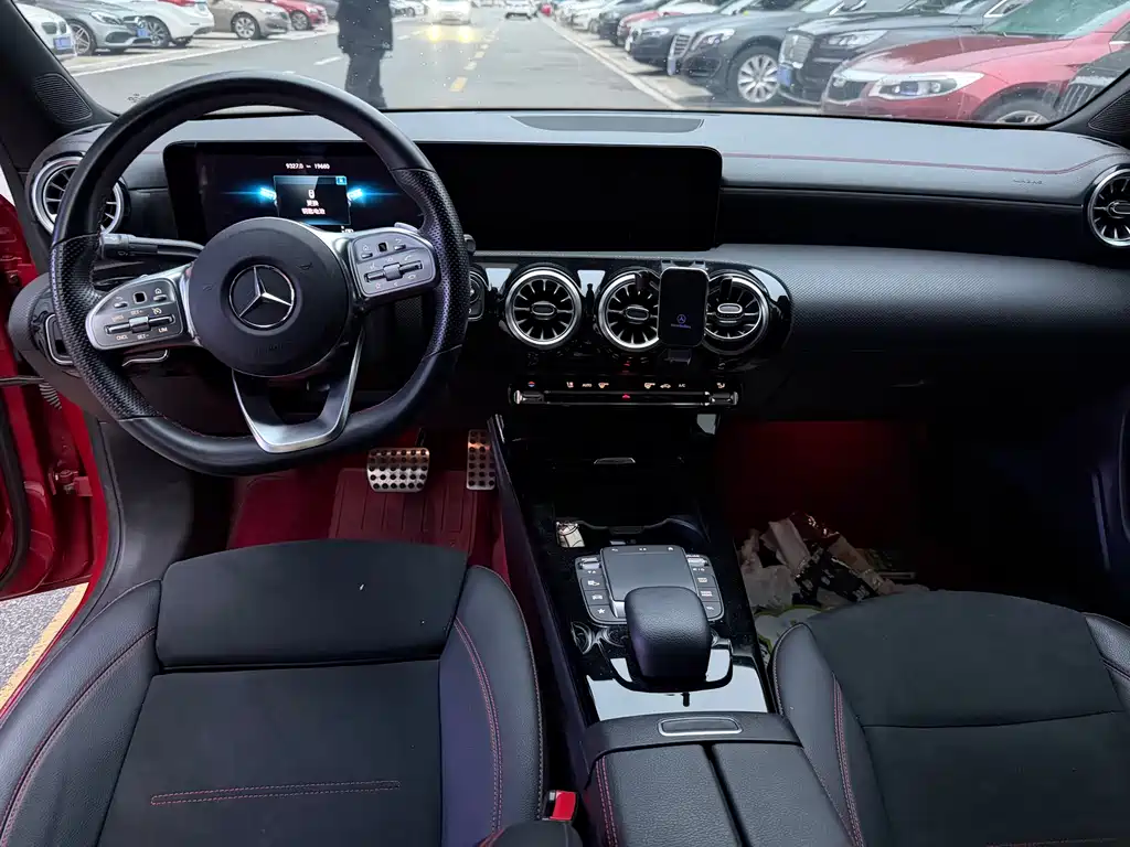 Mercedes-Benz CLA 2022