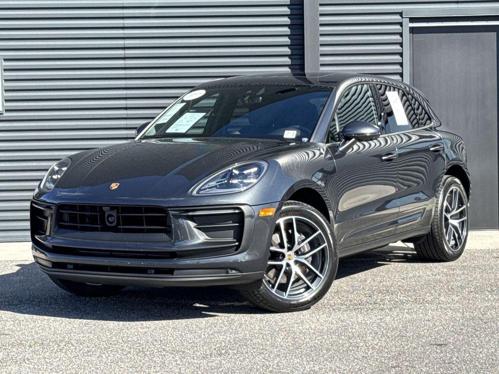 Porsche Macan 2025