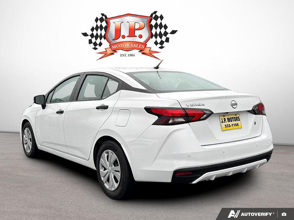 Nissan Versa 2023