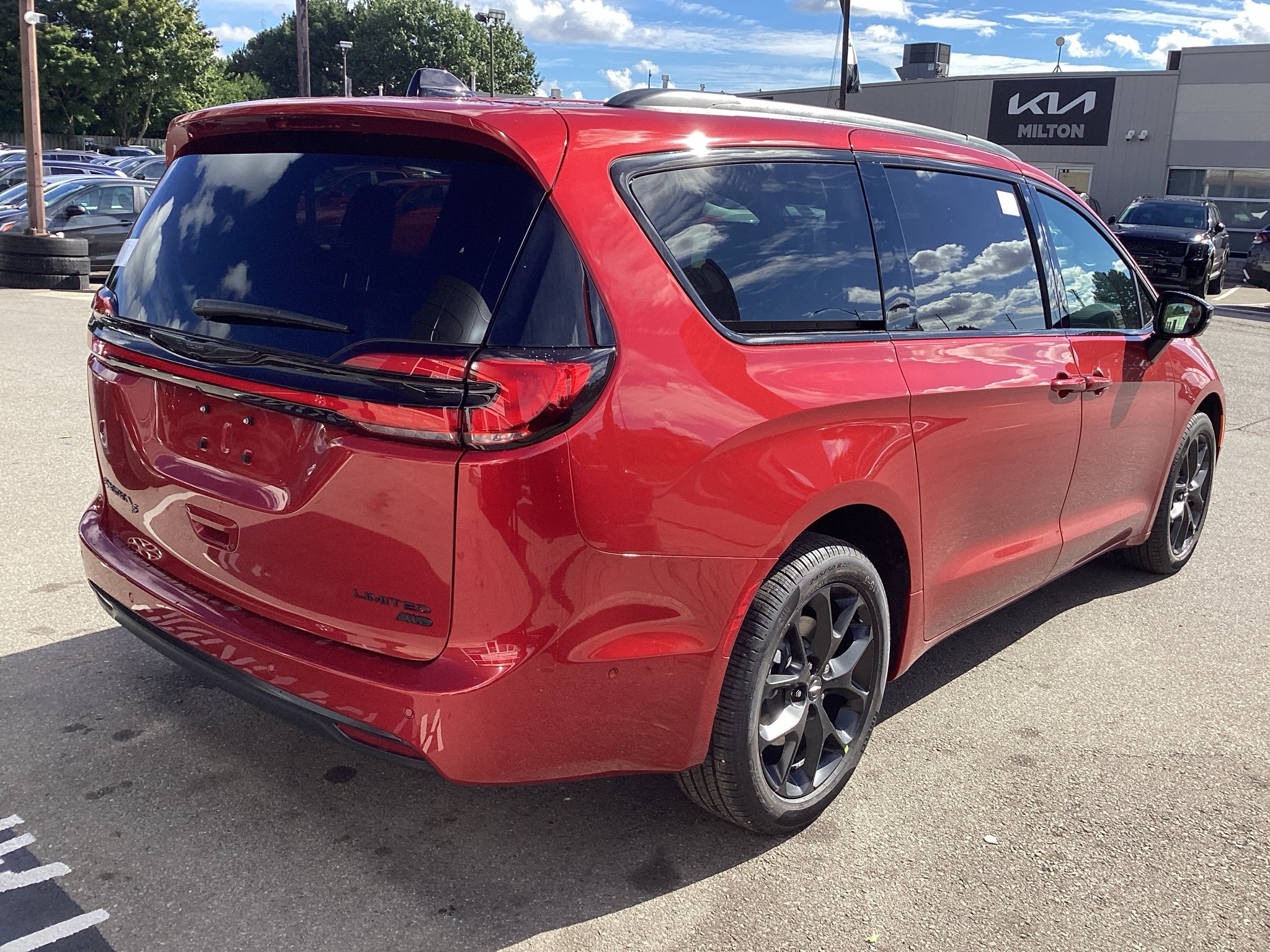 Chrysler Pacifica 2025