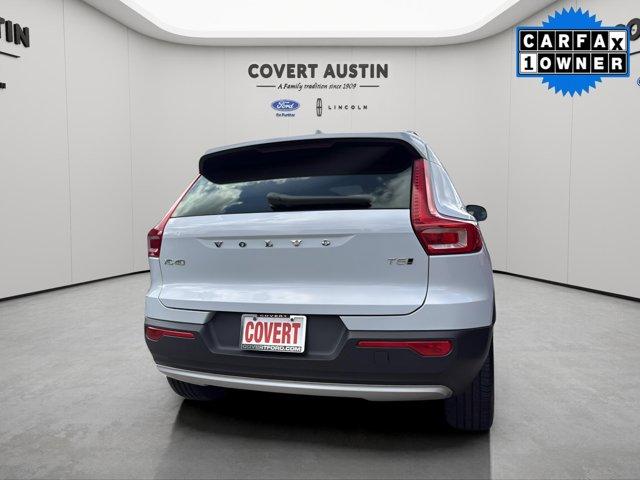 Volvo XC40 2022
