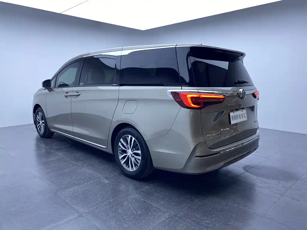 Buick GL8 2023