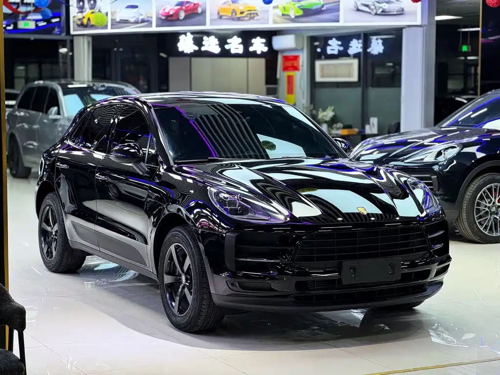 Porsche Macan 2021