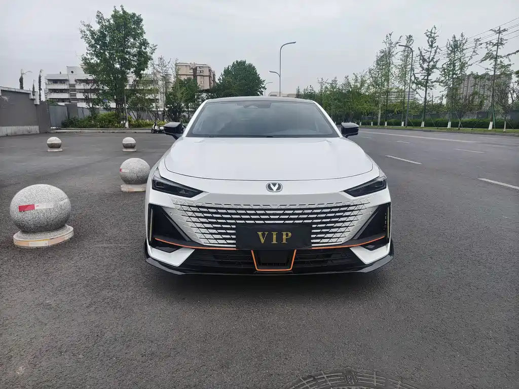 Changan UNI-V 2023