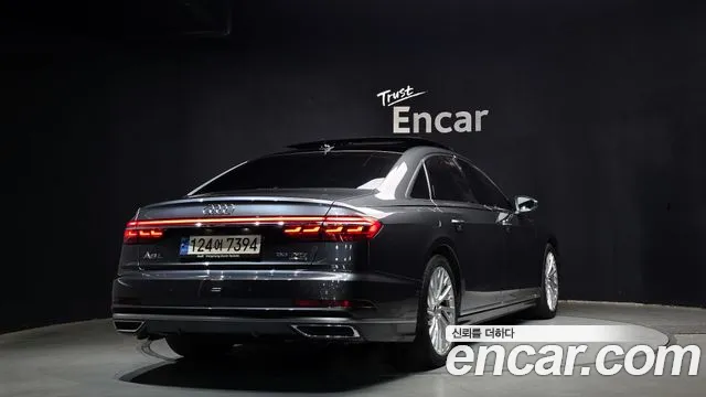 Audi A8 2021