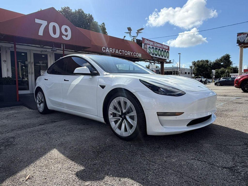 Tesla Model 3 2021