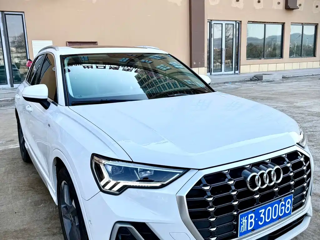 Audi Q3 2022