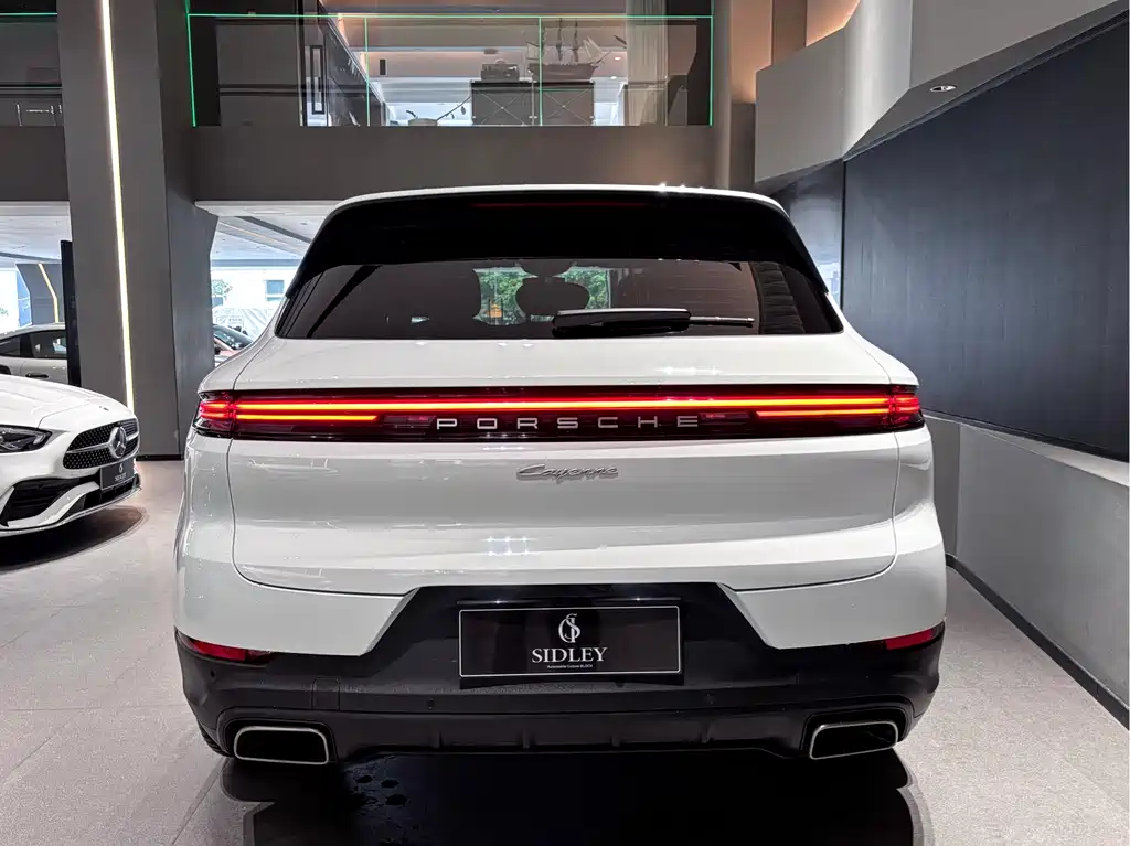 Porsche Cayenne 2024